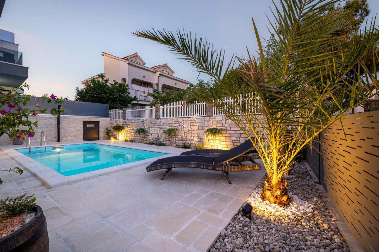 Luxury Villa Adria Apartments Krk Town Exterior photo