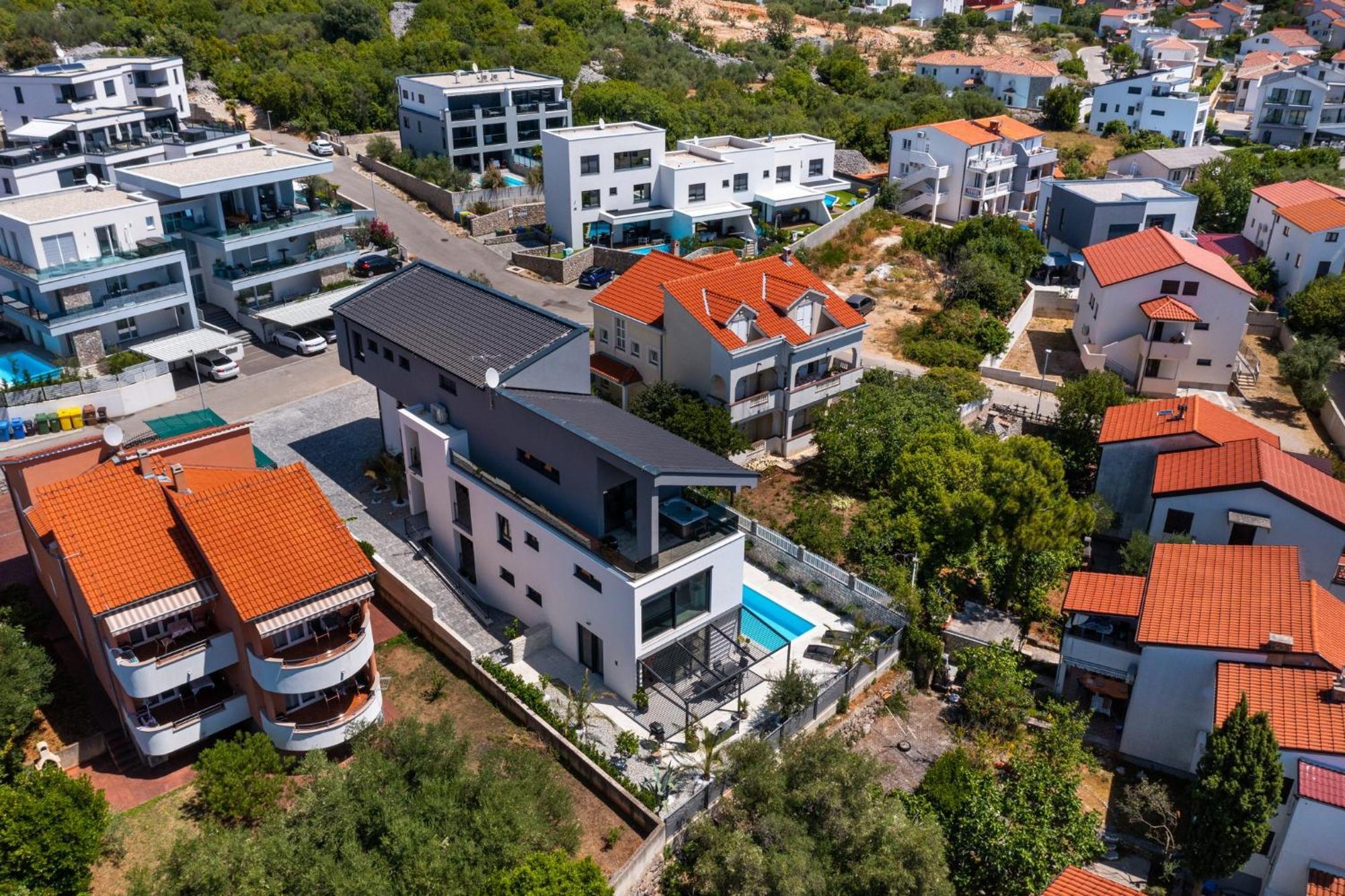 Luxury Villa Adria Apartments Krk Town Exterior photo